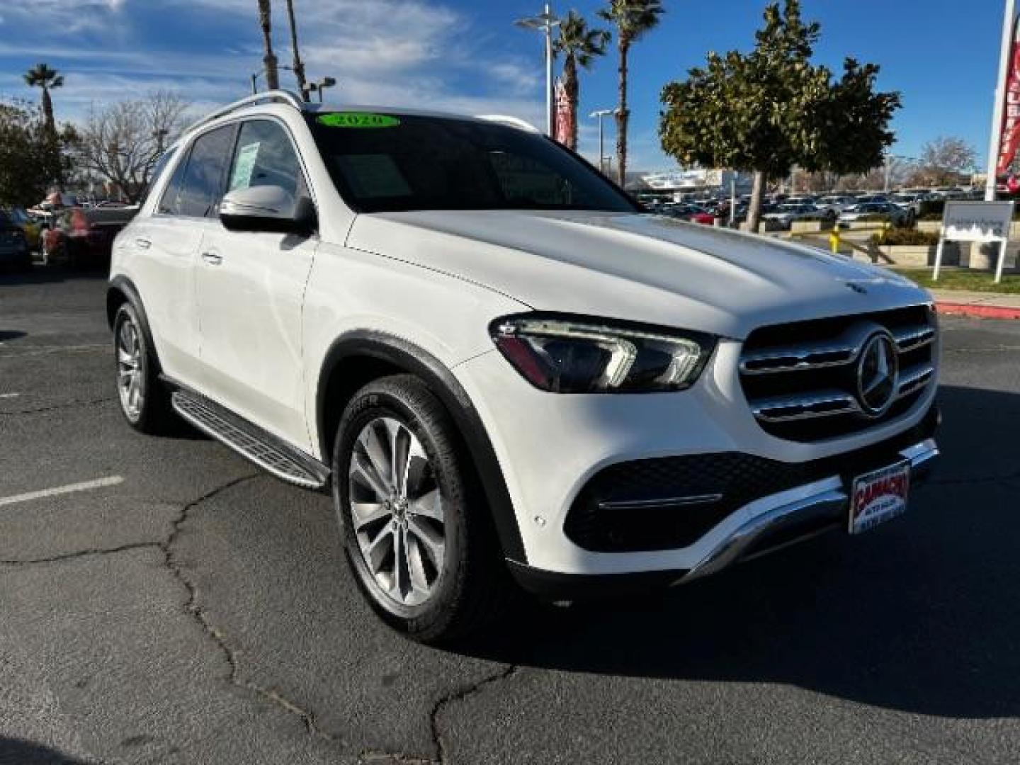 2020 WHITE Mercedes-Benz GLE-Class (4JGFB4KB5LA) with an 4-Cyl Turbo 2.0 Liter engine, Automatic 9-Spd 9G-Tronic transmission, located at 412 Auto Vista Drive, Palmdale, CA, 93551, (661) 945-0620, 34.592636, -118.136681 - Photo#0