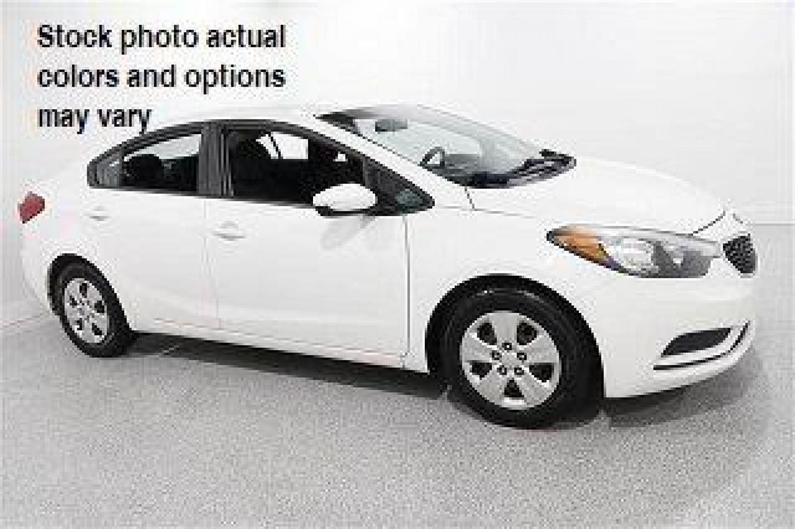 2016 WHITE Kia Forte (KNAFX4A67G5) with an 4-Cyl 1.8 Liter engine, Auto 6-Spd w/Sportmatic transmission, located at 412 Auto Vista Drive, Palmdale, CA, 93551, (661) 945-0620, 34.592636, -118.136681 - Photo#0