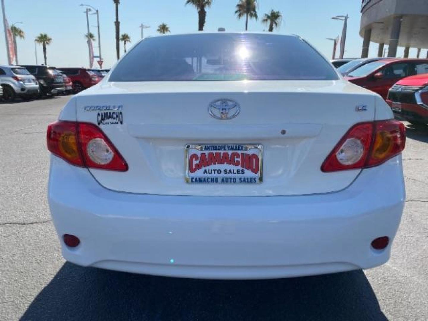 2010 WHITE Toyota Corolla (1NXBU4EE1AZ) with an 4-Cyl 1.8 Liter engine, Automatic 4-Spd w/Overdrive transmission, located at 412 Auto Vista Drive, Palmdale, CA, 93551, (661) 945-0620, 34.592636, -118.136681 - Photo#6