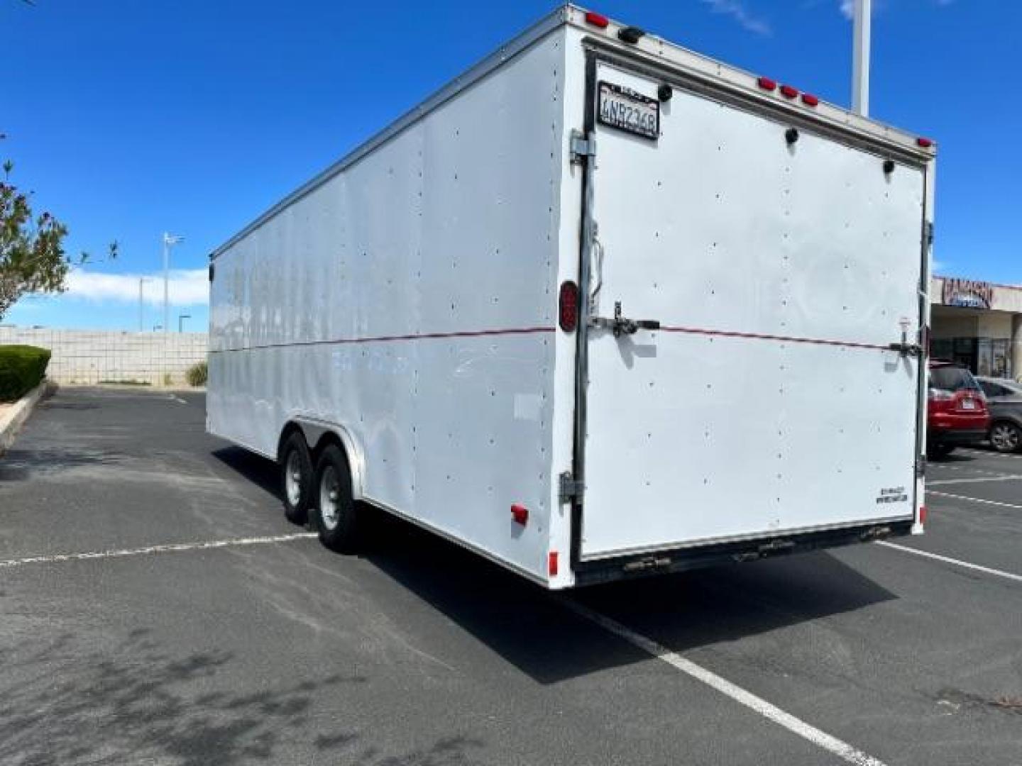 2015 UNIVERSAL TRAILER UNKNOWN (575GB2420FU) , located at 412 Auto Vista Drive, Palmdale, CA, 93551, (661) 945-0620, 34.592636, -118.136681 - Photo#3