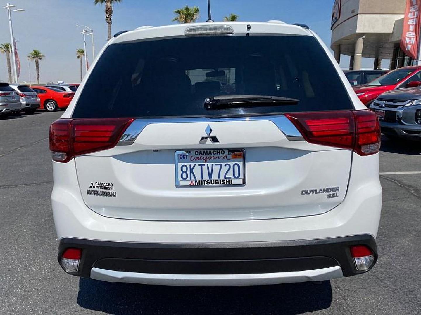 2016 MITSUBISHI OUTLANDER (JA4AD3A38GZ) , located at 412 Auto Vista Drive, Palmdale, CA, 93551, (661) 945-0620, 34.592636, -118.136681 - Photo#5