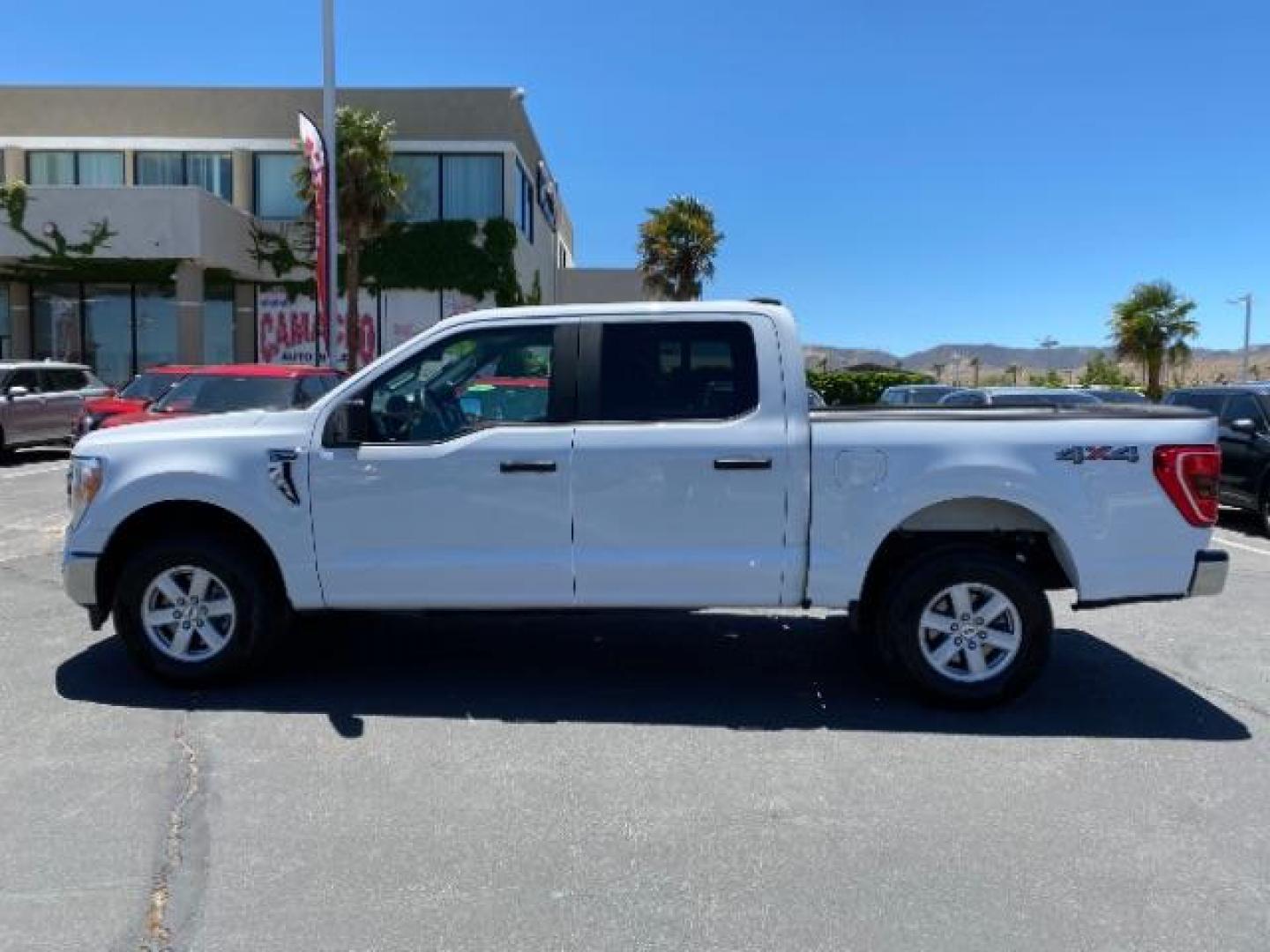 2022 WHITE Ford F-150 4WD (1FTFW1E56NK) with an V8 Flex Fuel 5.0 Liter engine, Automatic 10-Spd transmission, located at 412 Auto Vista Drive, Palmdale, CA, 93551, (661) 945-0620, 34.592636, -118.136681 - Photo#3