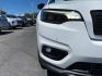 2023 WHITE Jeep Cherokee (1C4PJMMB6PD) with an 4-Cyl 2.4 Liter engine, Automatic 9-Spd transmission, located at 412 Auto Vista Drive, Palmdale, CA, 93551, (661) 945-0620, 34.592636, -118.136681 - Photo#9