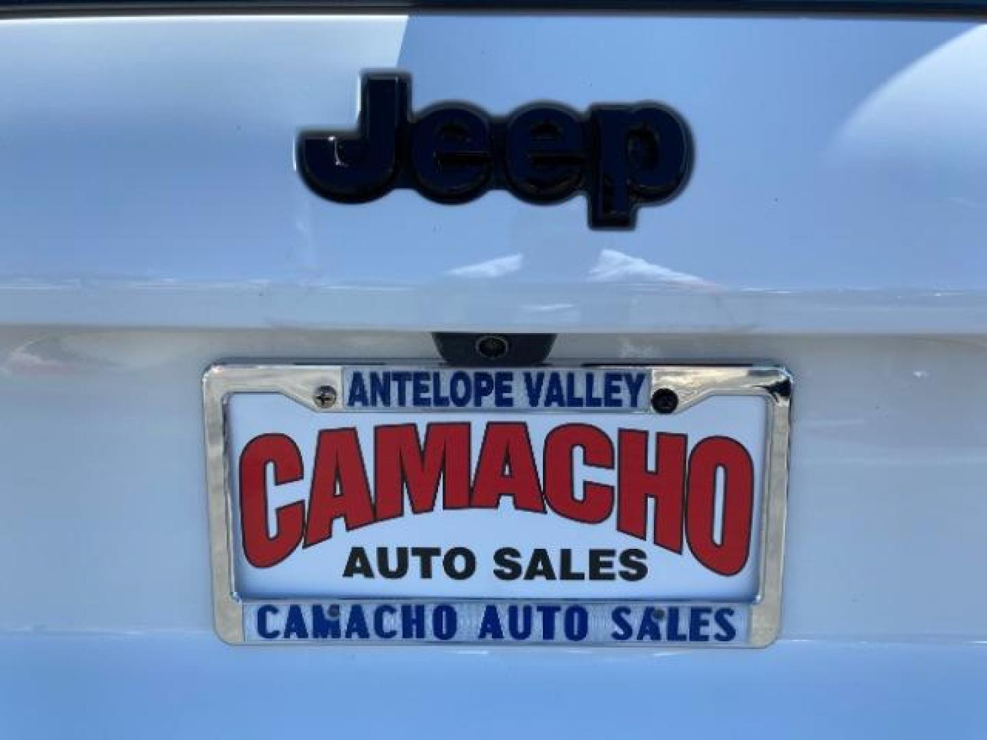 2023 WHITE Jeep Cherokee (1C4PJMMB6PD) with an 4-Cyl 2.4 Liter engine, Automatic 9-Spd transmission, located at 412 Auto Vista Drive, Palmdale, CA, 93551, (661) 945-0620, 34.592636, -118.136681 - Photo#16