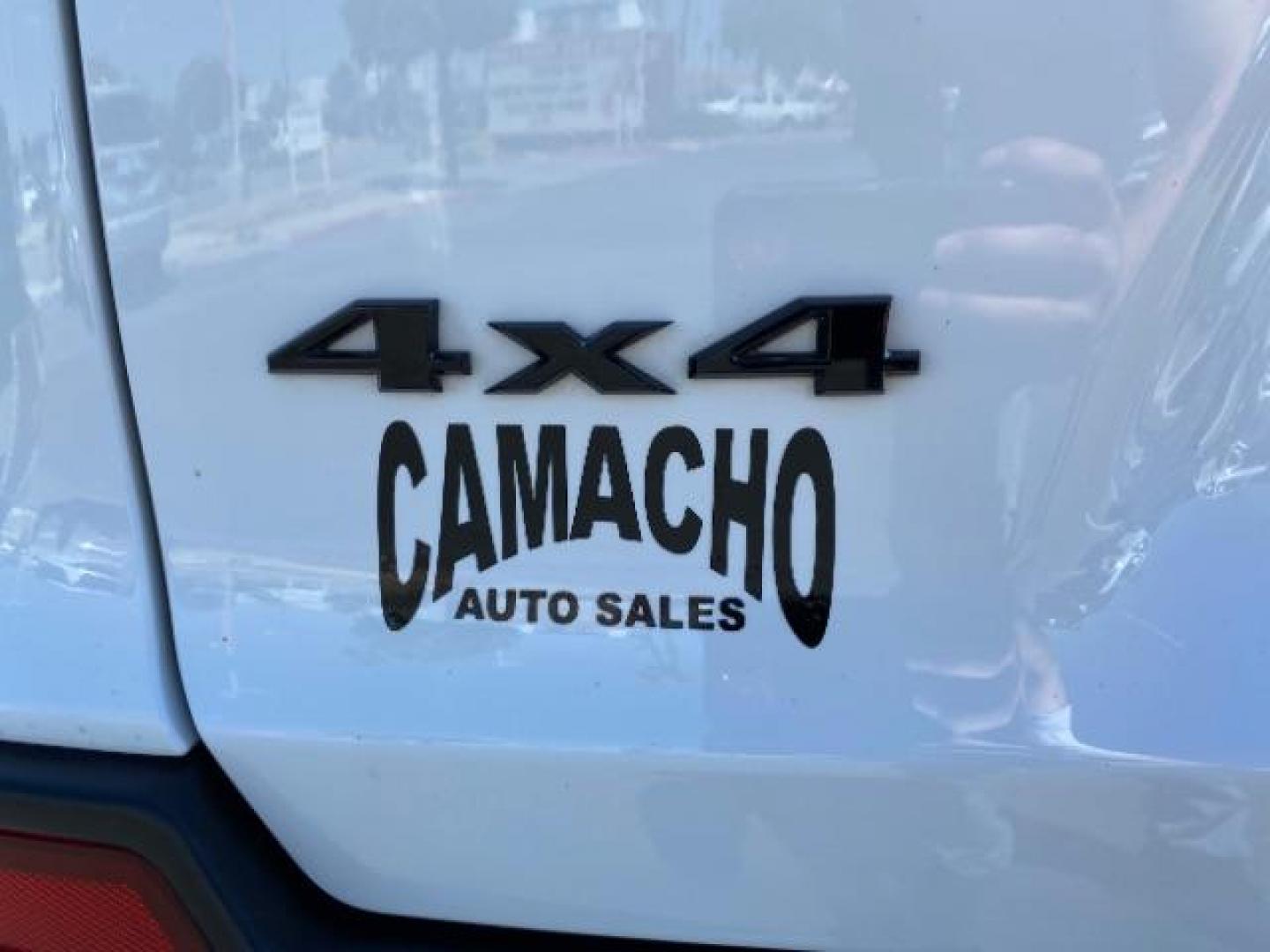 2023 WHITE Jeep Cherokee (1C4PJMMB6PD) with an 4-Cyl 2.4 Liter engine, Automatic 9-Spd transmission, located at 412 Auto Vista Drive, Palmdale, CA, 93551, (661) 945-0620, 34.592636, -118.136681 - Photo#16