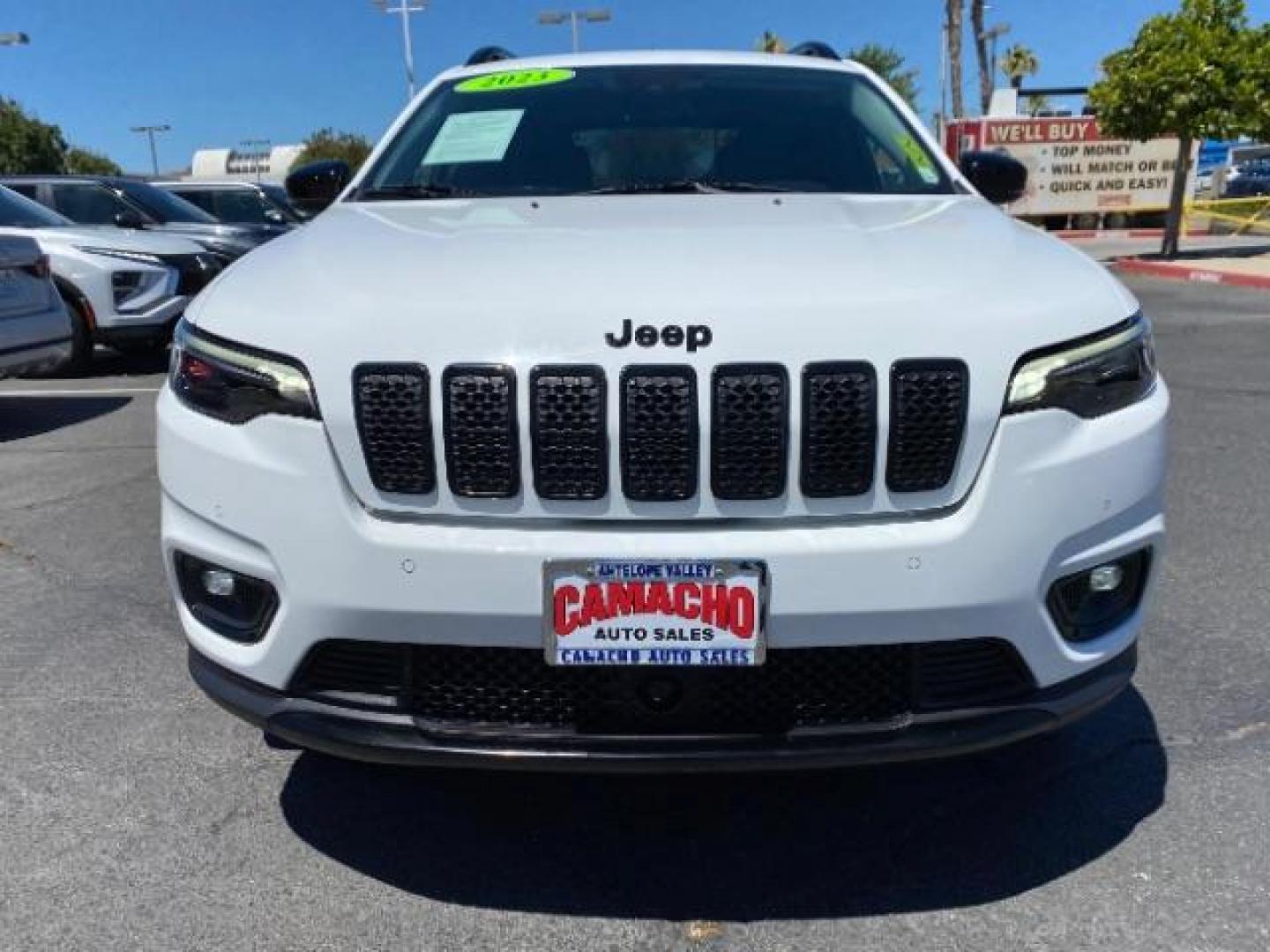 2023 WHITE Jeep Cherokee (1C4PJMMB6PD) with an 4-Cyl 2.4 Liter engine, Automatic 9-Spd transmission, located at 412 Auto Vista Drive, Palmdale, CA, 93551, (661) 945-0620, 34.592636, -118.136681 - Photo#1