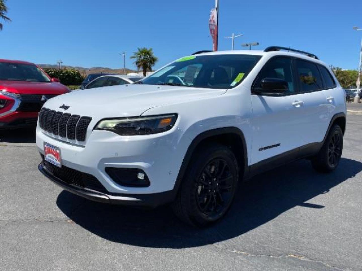 2023 WHITE Jeep Cherokee (1C4PJMMB6PD) with an 4-Cyl 2.4 Liter engine, Automatic 9-Spd transmission, located at 412 Auto Vista Drive, Palmdale, CA, 93551, (661) 945-0620, 34.592636, -118.136681 - Photo#2