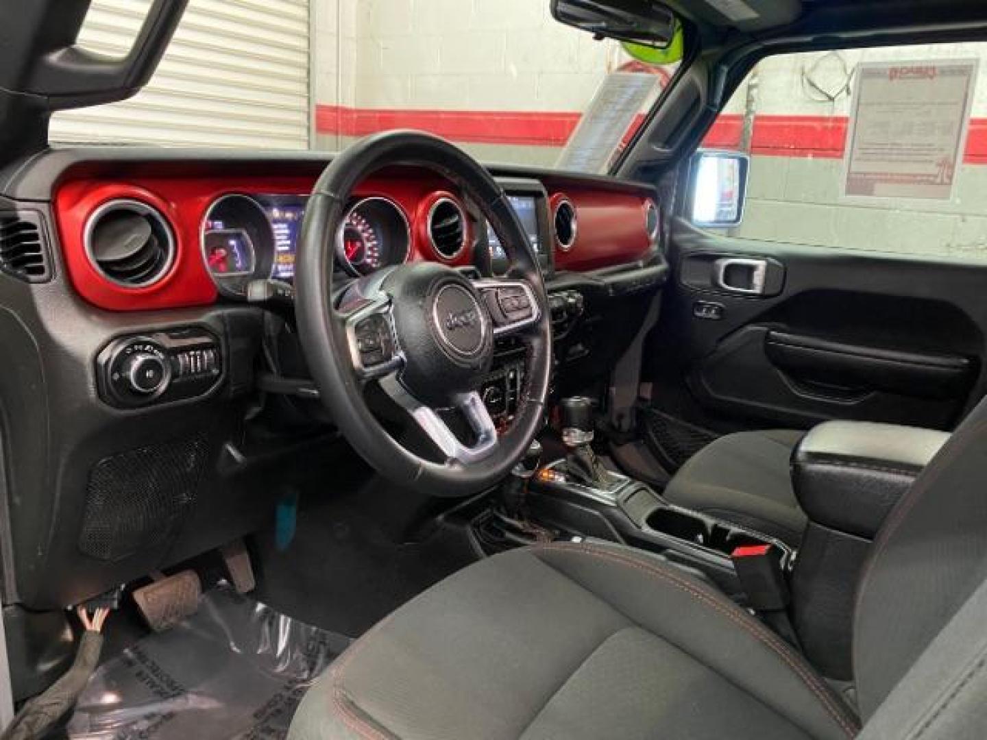 2020 GRAY Jeep Wrangler Unlimited (1C4HJXFN1LW) with an 4-Cyl Turbo 2.0 Liter engine, Automatic transmission, located at 412 Auto Vista Drive, Palmdale, CA, 93551, (661) 945-0620, 34.592636, -118.136681 - Photo#20