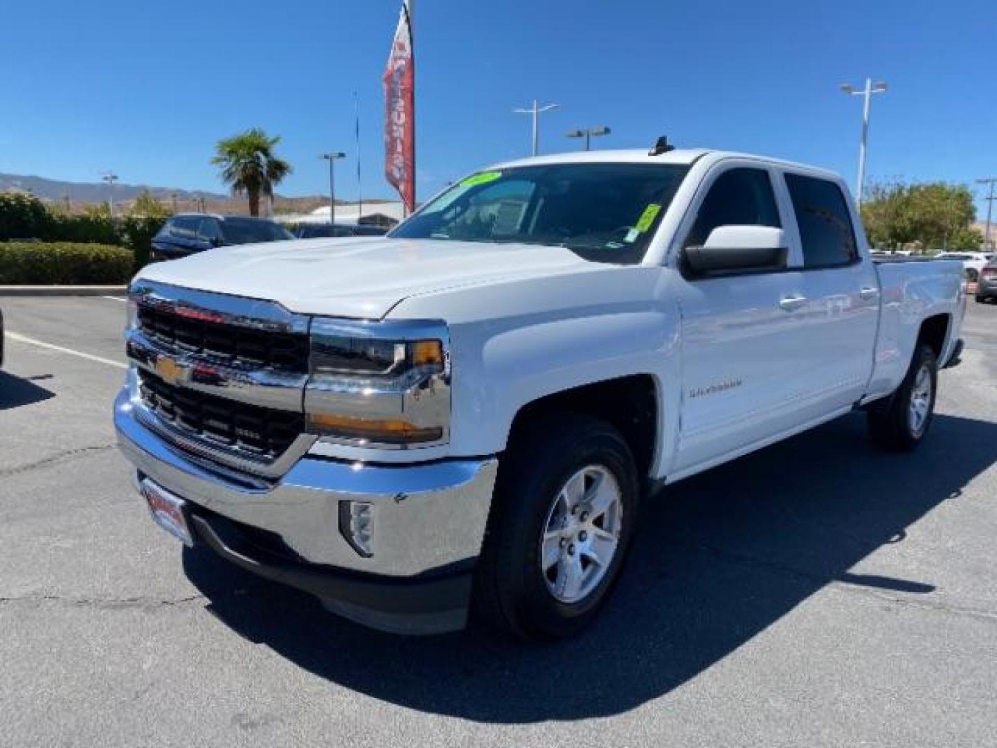 2017 WHITE Chevrolet Silverado 1500 2WD (1GCPCREC5HF) with an 8-Cyl 5.3 Liter engine, Automatic transmission, located at 412 Auto Vista Drive, Palmdale, CA, 93551, (661) 945-0620, 34.592636, -118.136681 - Photo#2