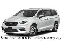 photo of 2023 Chrysler Pacifica Touring L FWD