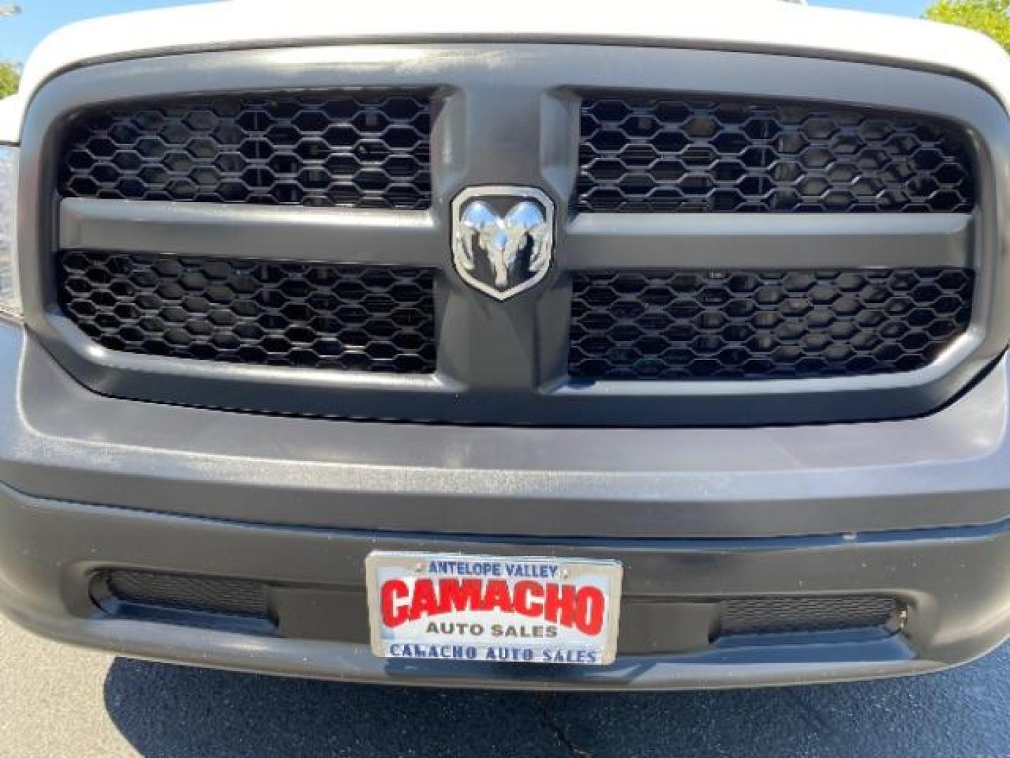 2022 WHITE Ram 1500 Classic 4WD (1C6RR7FT9NS) with an 8-Cyl 5.7 Liter engine, Automatic 8-Spd transmission, located at 412 Auto Vista Drive, Palmdale, CA, 93551, (661) 945-0620, 34.592636, -118.136681 - Photo#10