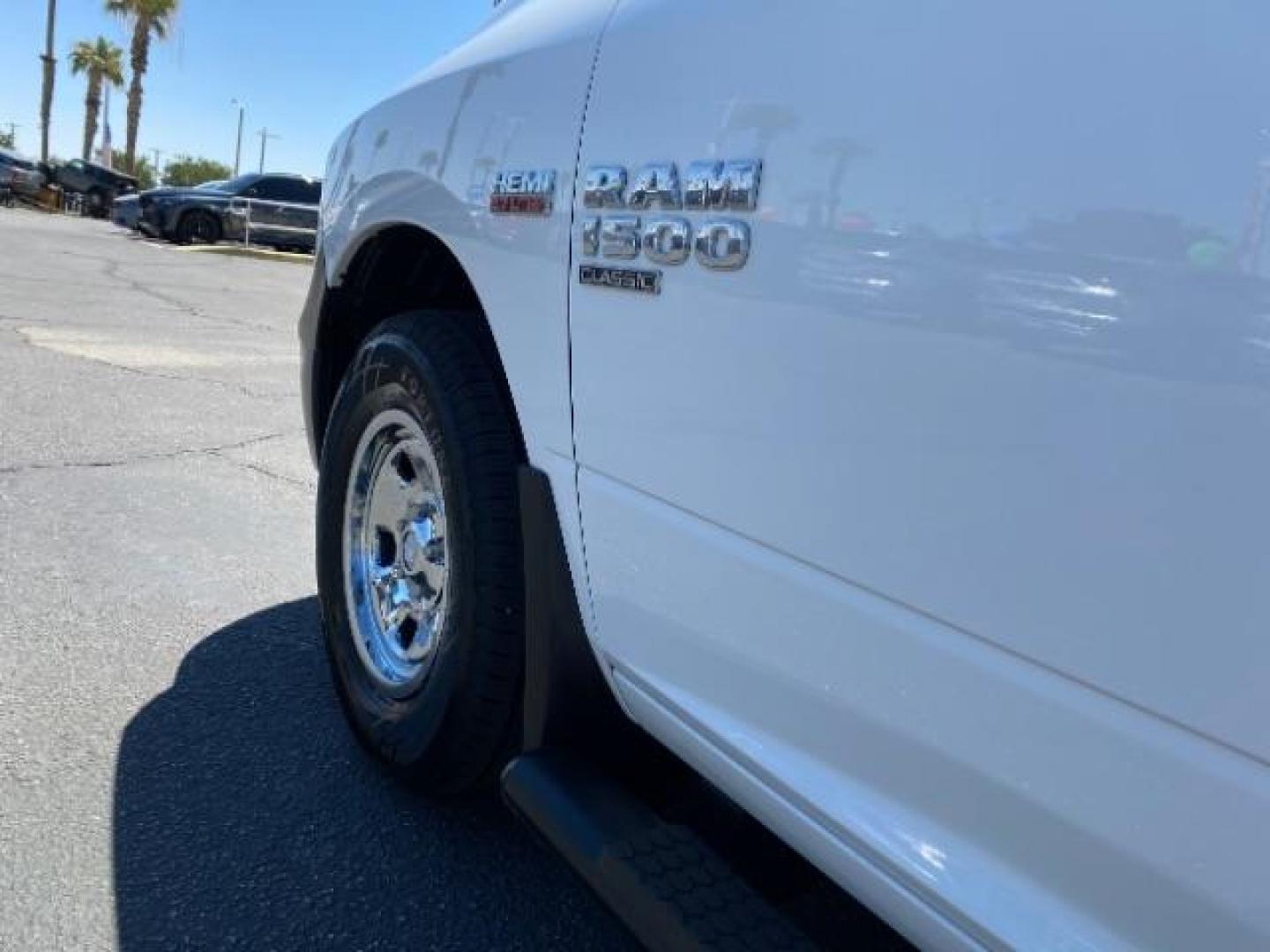 2022 WHITE Ram 1500 Classic 4WD (1C6RR7FT9NS) with an 8-Cyl 5.7 Liter engine, Automatic 8-Spd transmission, located at 412 Auto Vista Drive, Palmdale, CA, 93551, (661) 945-0620, 34.592636, -118.136681 - Photo#12