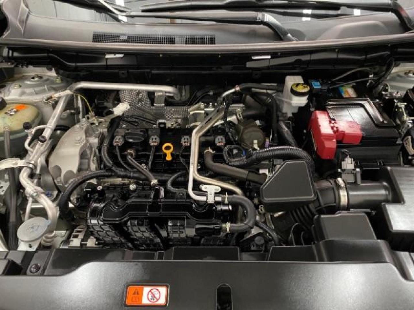 2022 SILVER Mitsubishi Outlander (JA4J4TA83NZ) with an 4-Cyl 2.5 Liter engine, Automatic CVT transmission, located at 412 Auto Vista Drive, Palmdale, CA, 93551, (661) 945-0620, 34.592636, -118.136681 - Photo#31