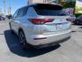 2022 SILVER Mitsubishi Outlander (JA4J4TA83NZ) with an 4-Cyl 2.5 Liter engine, Automatic CVT transmission, located at 412 Auto Vista Drive, Palmdale, CA, 93551, (661) 945-0620, 34.592636, -118.136681 - Photo#4