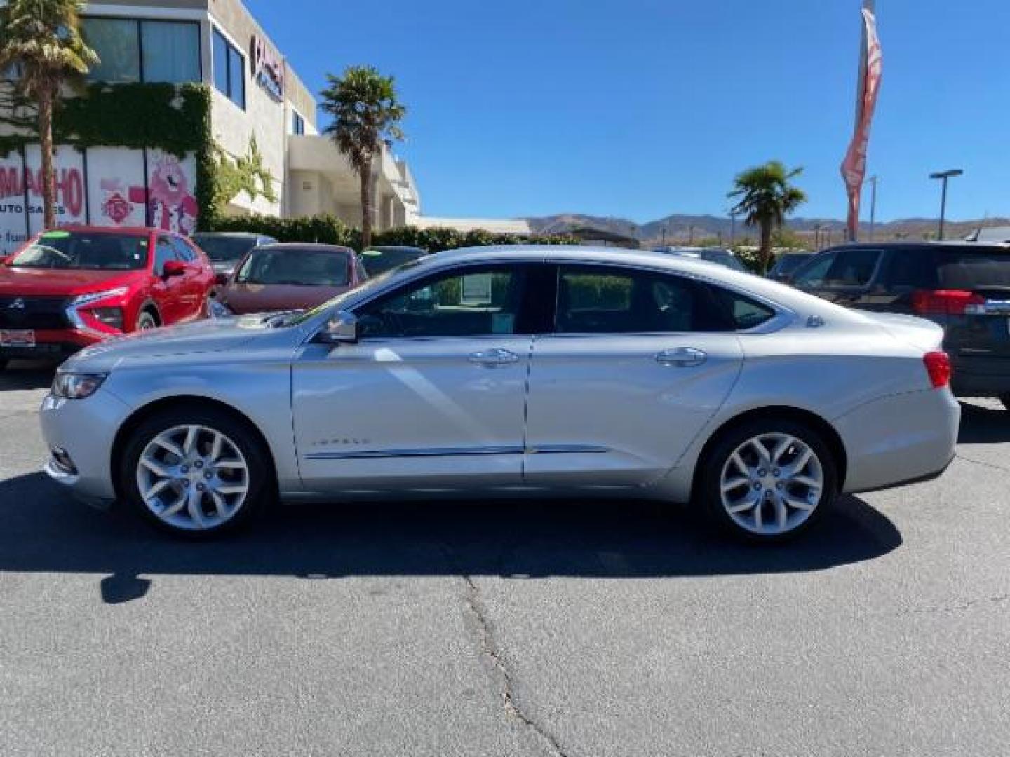 2020 SILVER Chevrolet Impala (2G1105S32L9) with an V6 Flex Fuel 3.6 Liter engine, Automatic 6-Spd w/Overdrive transmission, located at 412 Auto Vista Drive, Palmdale, CA, 93551, (661) 945-0620, 34.592636, -118.136681 - Photo#3