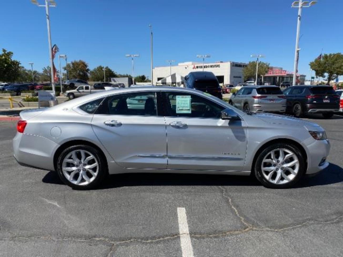 2020 SILVER Chevrolet Impala (2G1105S32L9) with an V6 Flex Fuel 3.6 Liter engine, Automatic 6-Spd w/Overdrive transmission, located at 412 Auto Vista Drive, Palmdale, CA, 93551, (661) 945-0620, 34.592636, -118.136681 - Photo#7