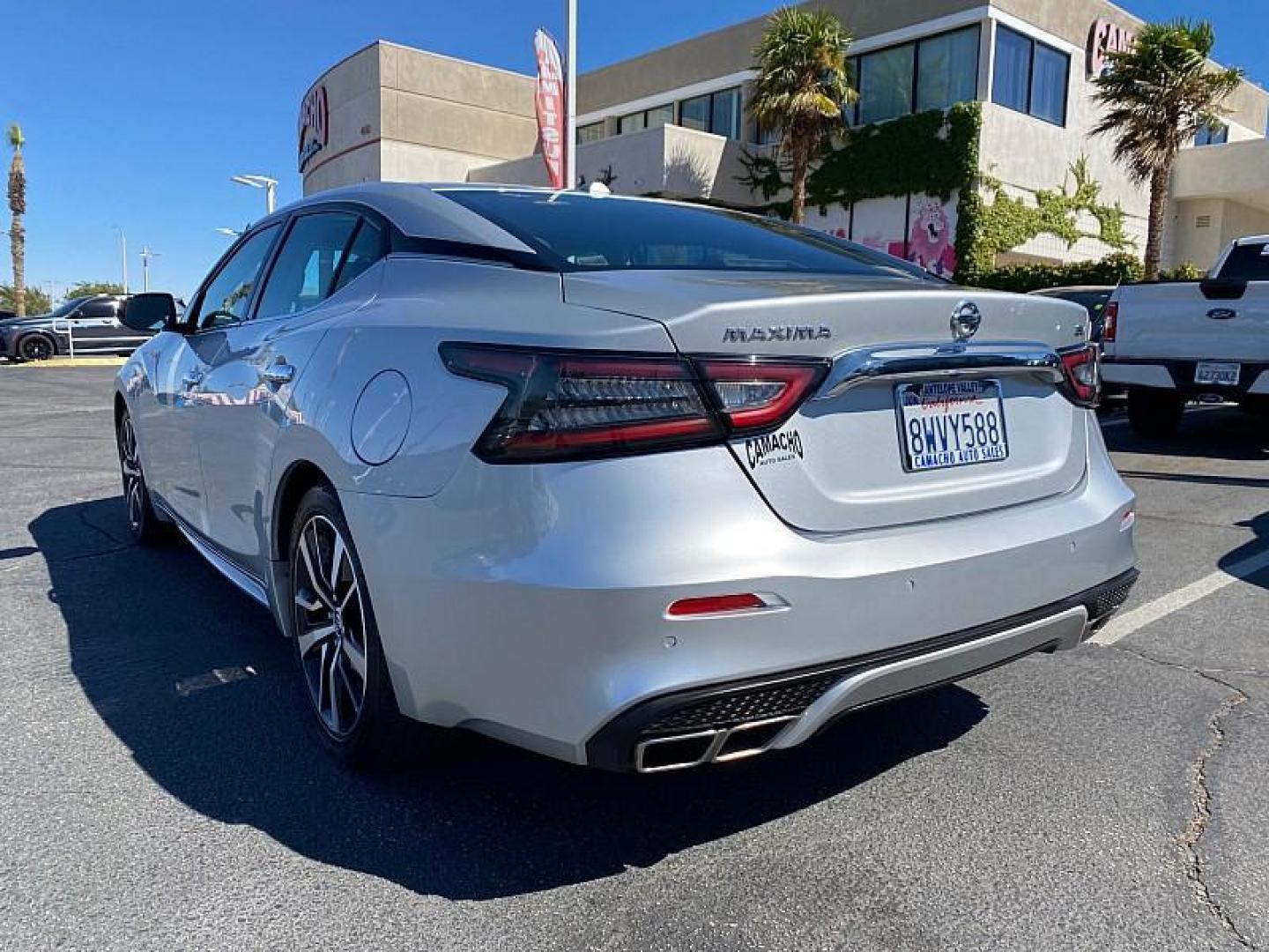 2021 SILVER Nissan Maxima (1N4AA6CV8MC) with an V6 3.5 Liter engine, Automatic Xtronic CVT transmission, located at 412 Auto Vista Drive, Palmdale, CA, 93551, (661) 945-0620, 34.592636, -118.136681 - Photo#9