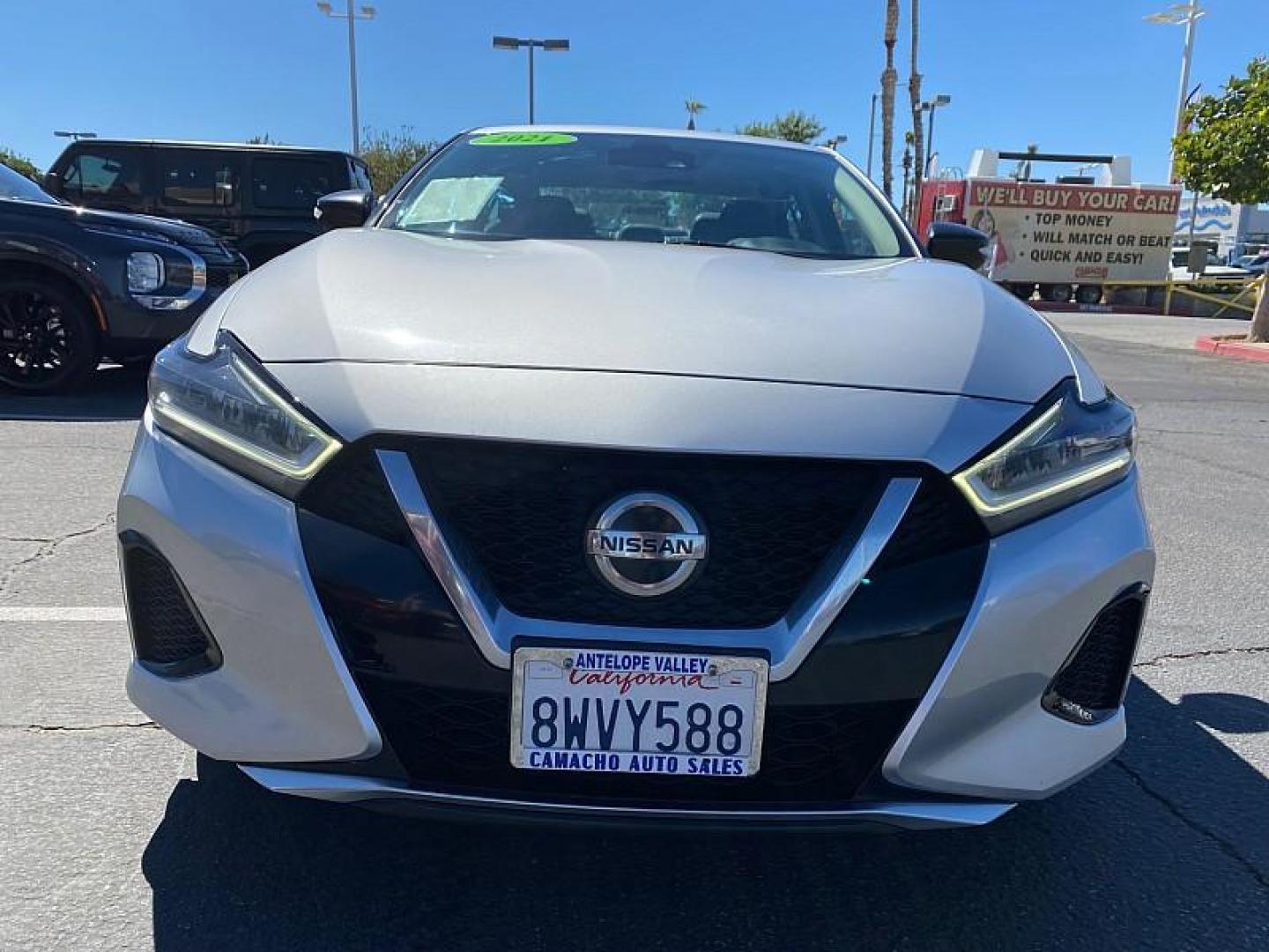 2021 SILVER Nissan Maxima (1N4AA6CV8MC) with an V6 3.5 Liter engine, Automatic Xtronic CVT transmission, located at 412 Auto Vista Drive, Palmdale, CA, 93551, (661) 945-0620, 34.592636, -118.136681 - Photo#3