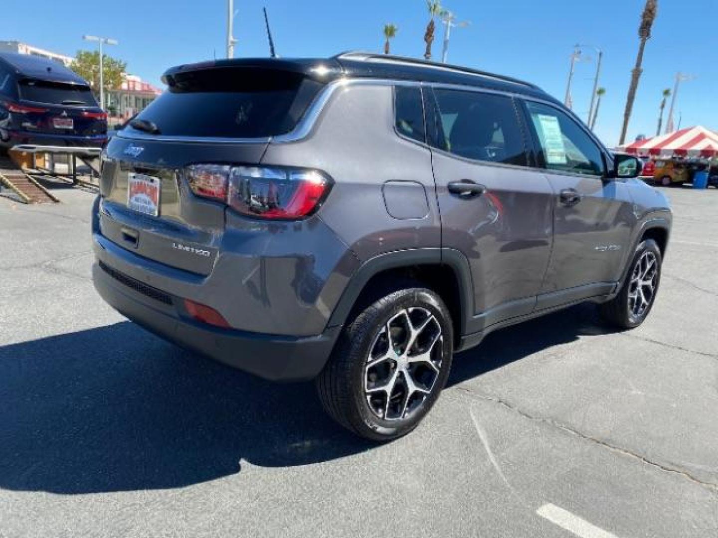 2024 GRAY Jeep Compass (3C4NJDCN8RT) with an 4-Cyl Turbo 2.0 Liter engine, Automatic 8-Spd transmission, located at 412 Auto Vista Drive, Palmdale, CA, 93551, (661) 945-0620, 34.592636, -118.136681 - Photo#3