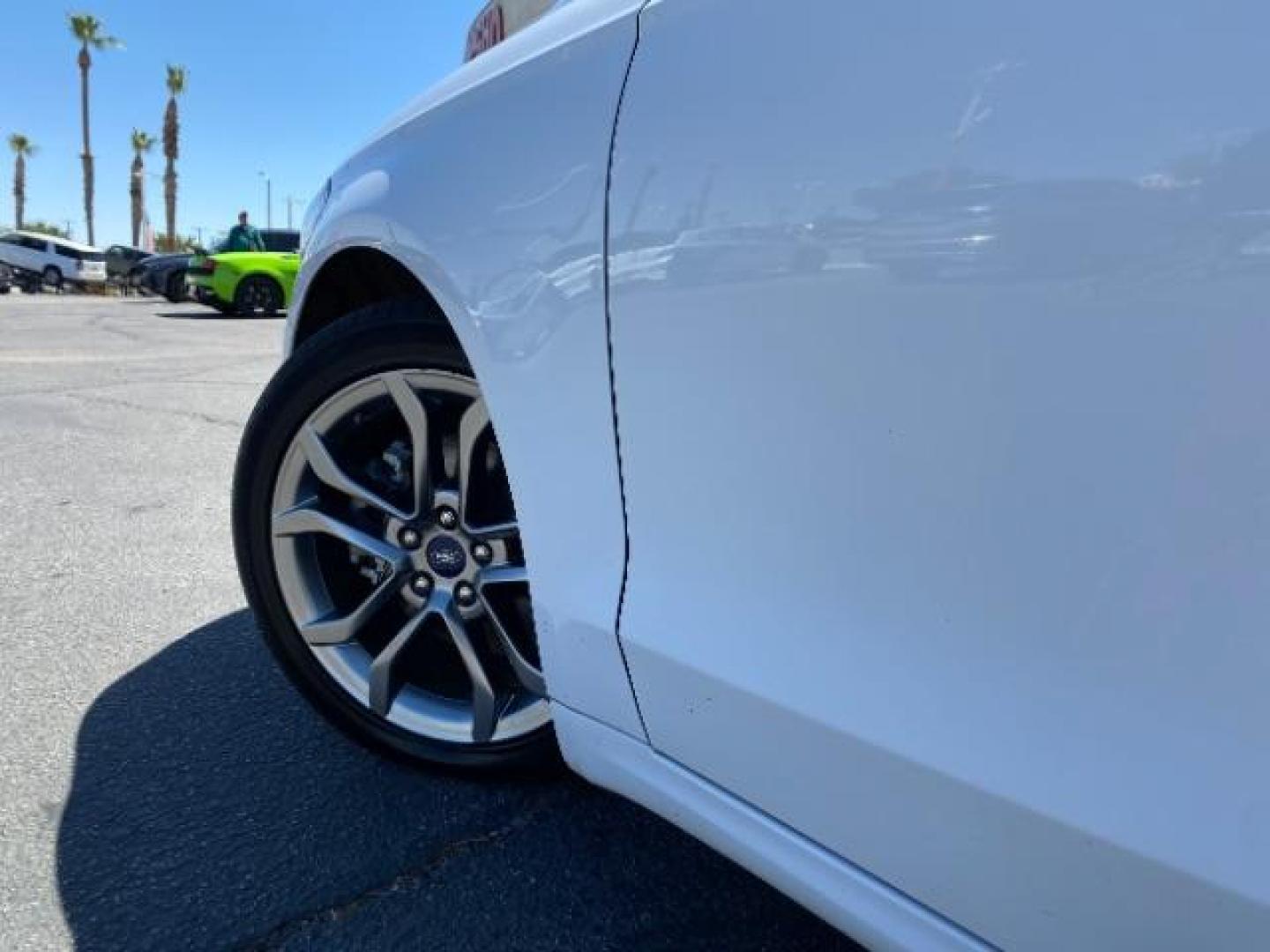 2020 WHITE Ford Fusion (3FA6P0CD6LR) with an 4-Cyl EcoBoost Turbo 1.5 Liter engine, Automatic 6-Spd w/SelectShift transmission, located at 412 Auto Vista Drive, Palmdale, CA, 93551, (661) 945-0620, 34.592636, -118.136681 - Photo#10