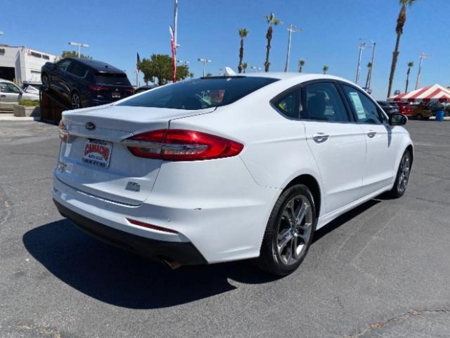 2020 WHITE Ford Fusion (3FA6P0CD6LR) with an 4-Cyl EcoBoost Turbo 1.5 Liter engine, Automatic 6-Spd w/SelectShift transmission, located at 412 Auto Vista Drive, Palmdale, CA, 93551, (661) 945-0620, 34.592636, -118.136681 - Photo#6