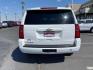 2020 WHITE Chevrolet Tahoe (1GNSCBKCXLR) with an V8 EcoTec3 5.3 Liter engine, Automatic 6-Spd w/Overdrive transmission, located at 412 Auto Vista Drive, Palmdale, CA, 93551, (661) 945-0620, 34.592636, -118.136681 - Photo#4