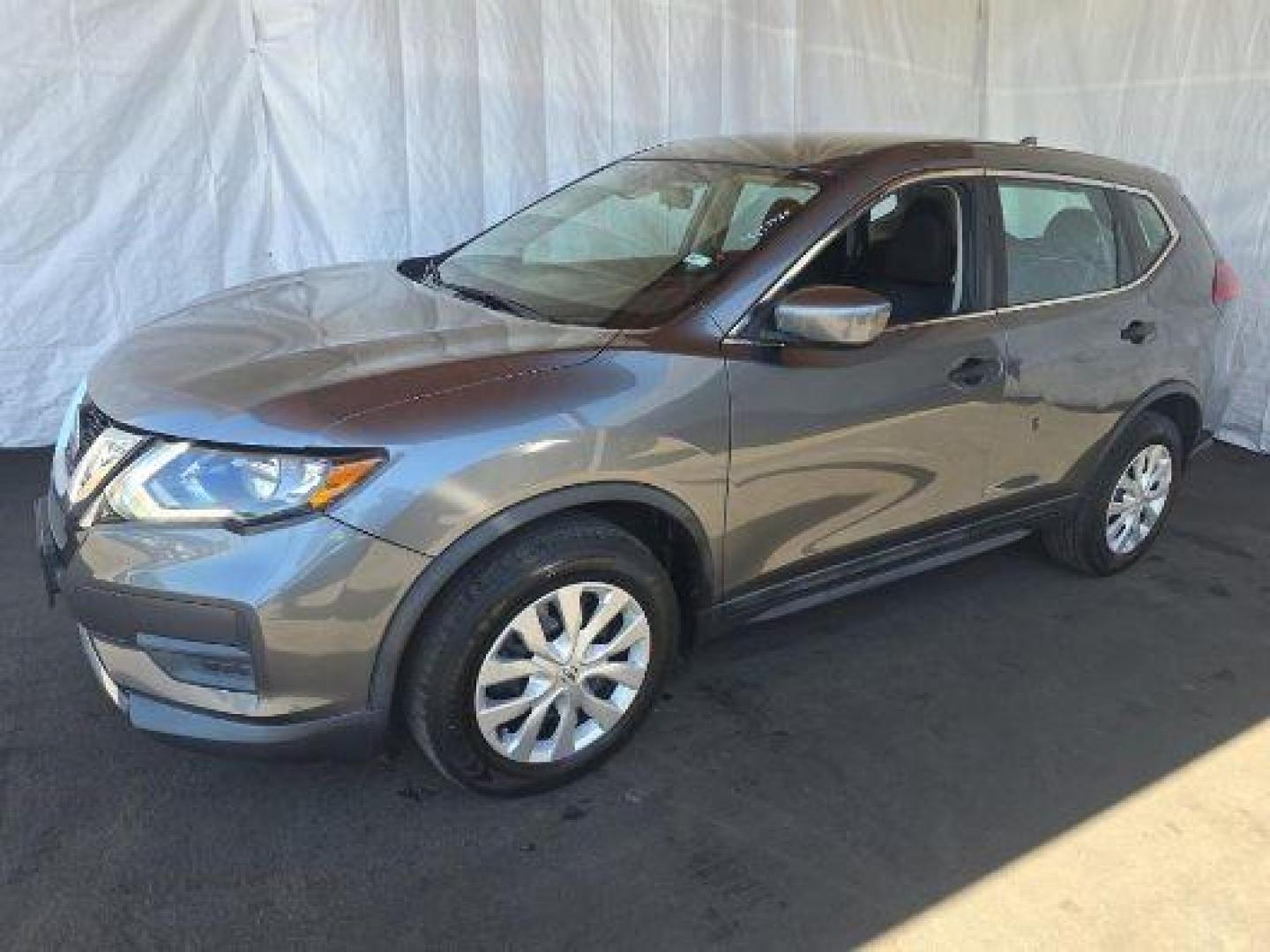 2020 GRAY Nissan Rogue (5N1AT2MT4LC) with an 4-Cyl 2.5 Liter engine, Automatic CVT w/Xtronic transmission, located at 412 Auto Vista Drive, Palmdale, CA, 93551, (661) 945-0620, 34.592636, -118.136681 - Photo#0