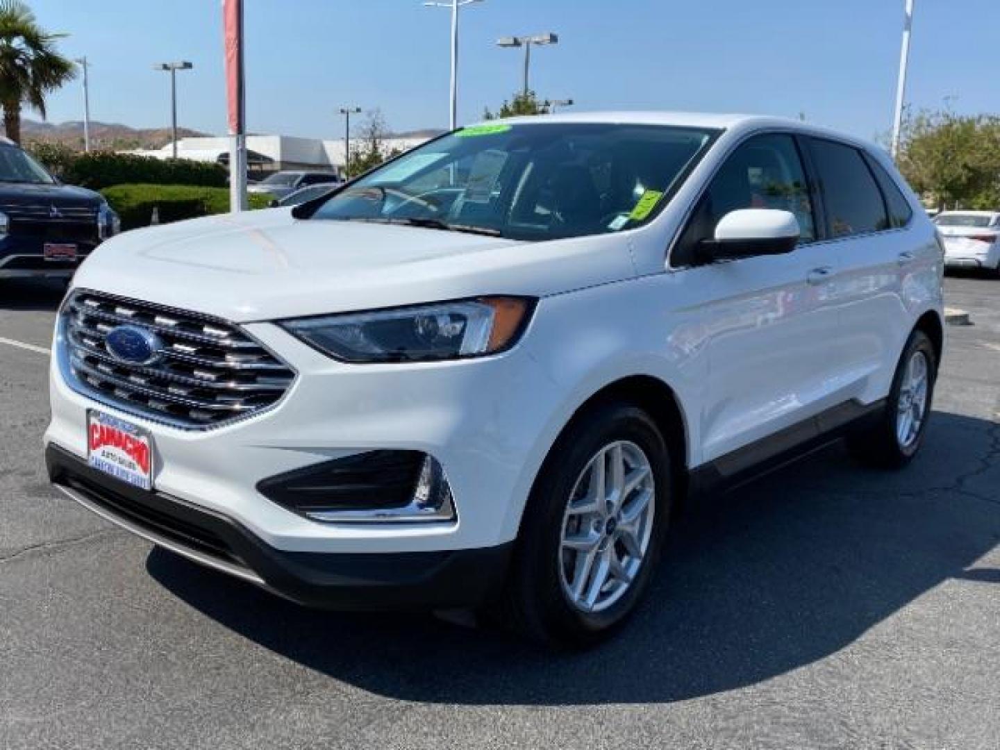 2022 WHITE Ford Edge (2FMPK4J94NB) with an 4-Cyl EcoBoost Turbo 2.0 Liter engine, Automatic 8-Spd transmission, located at 412 Auto Vista Drive, Palmdale, CA, 93551, (661) 945-0620, 34.592636, -118.136681 - Photo#2