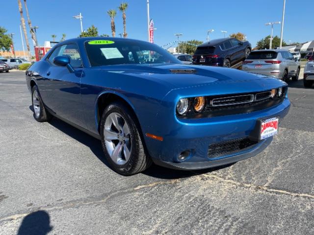 photo of 2021 Dodge Challenger SXT RWD