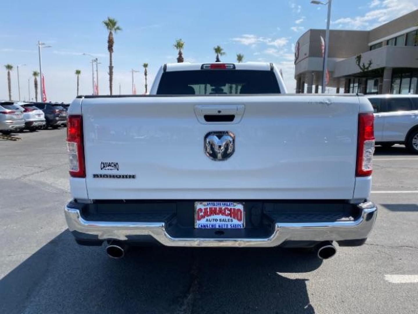 2022 WHITE Ram 1500 2WD (1C6RREBT7NN) with an 8-Cyl 5.7 Liter engine, Automatic 8-Spd transmission, located at 412 Auto Vista Drive, Palmdale, CA, 93551, (661) 945-0620, 34.592636, -118.136681 - Photo#5