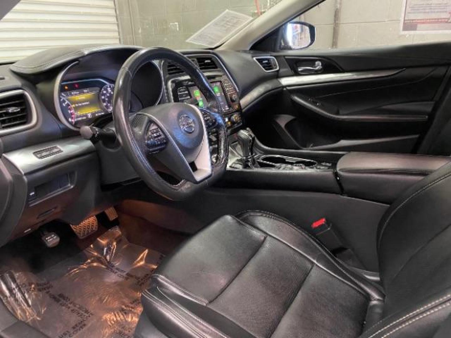 2021 BLACK Nissan Maxima (1N4AA6CV5MC) with an V6 3.5 Liter engine, Automatic Xtronic CVT transmission, located at 412 Auto Vista Drive, Palmdale, CA, 93551, (661) 945-0620, 34.592636, -118.136681 - Photo#17