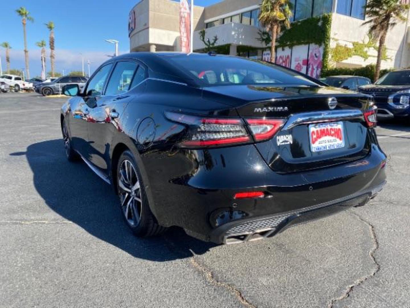 2021 BLACK Nissan Maxima (1N4AA6CV5MC) with an V6 3.5 Liter engine, Automatic Xtronic CVT transmission, located at 412 Auto Vista Drive, Palmdale, CA, 93551, (661) 945-0620, 34.592636, -118.136681 - Photo#5