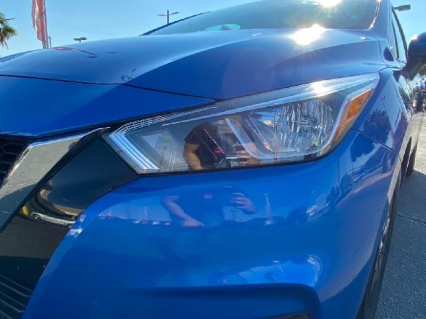 2021 BLUE Nissan Versa (3N1CN8EV9ML) with an 4-Cyl 1.6 Liter engine, Automatic CVT w/Xtronic transmission, located at 412 Auto Vista Drive, Palmdale, CA, 93551, (661) 945-0620, 34.592636, -118.136681 - Photo#9