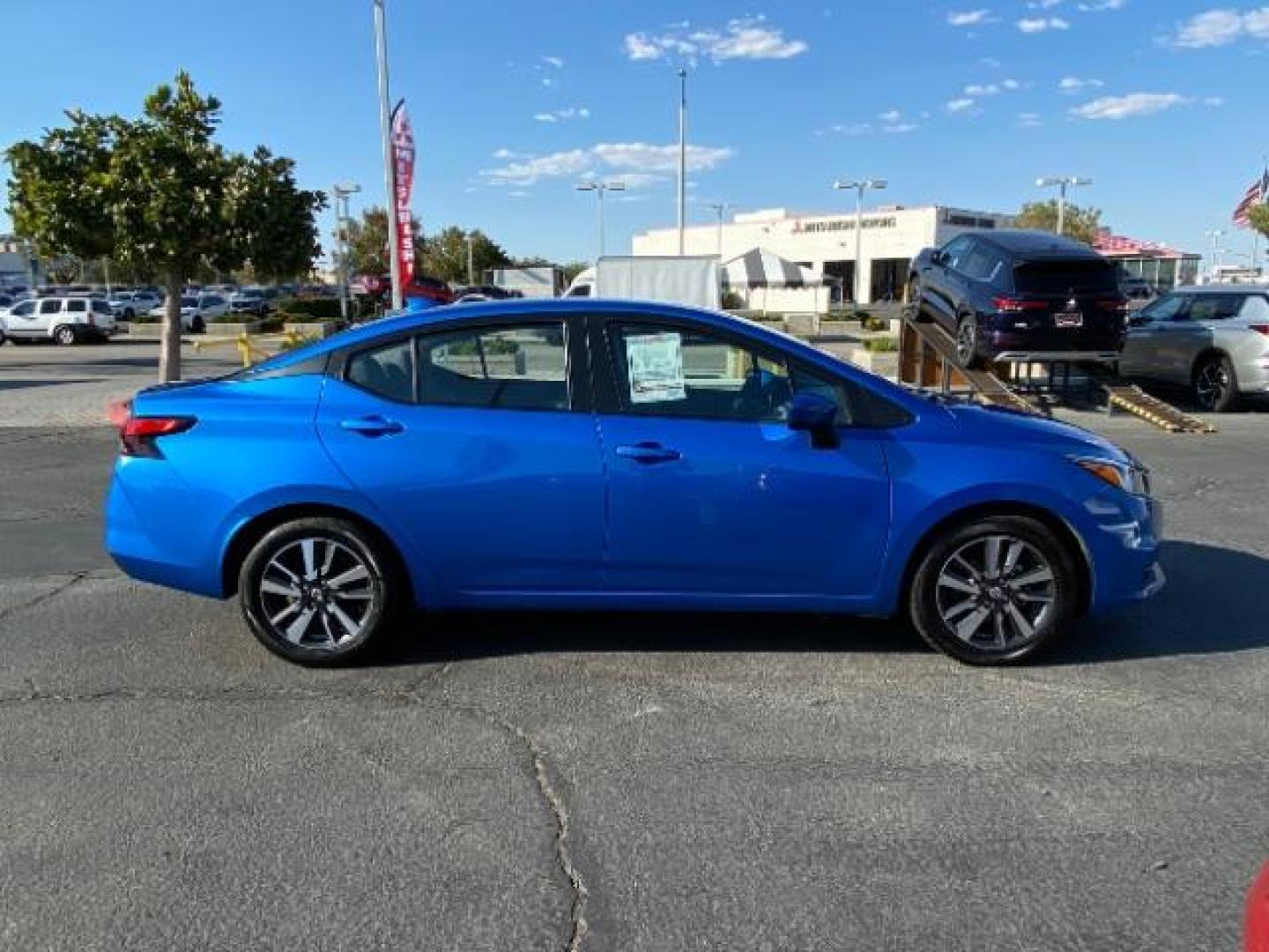 2021 BLUE Nissan Versa (3N1CN8EV9ML) with an 4-Cyl 1.6 Liter engine, Automatic CVT w/Xtronic transmission, located at 412 Auto Vista Drive, Palmdale, CA, 93551, (661) 945-0620, 34.592636, -118.136681 - Photo#40