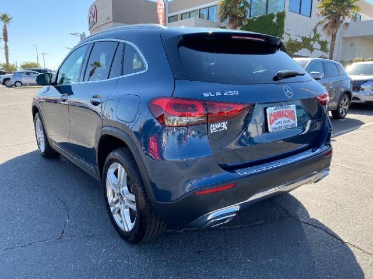 2021 BLUE Mercedes-Benz GLA (W1N4N4GB6MJ) with an 4-Cyl Turbo 2.0 Liter engine, Automatic 8-Spd DCT transmission, located at 412 Auto Vista Drive, Palmdale, CA, 93551, (661) 945-0620, 34.592636, -118.136681 - Photo#4