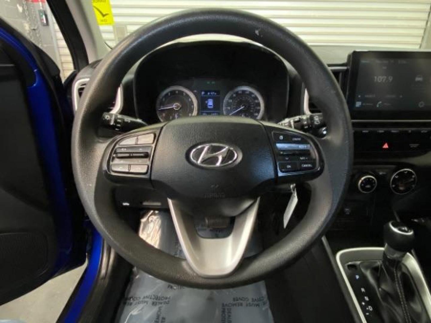 2021 BLUE Hyundai Venue (KMHRB8A35MU) with an 4-Cyl 1.6 Liter engine, Automatic IVT w/Shiftronic transmission, located at 412 Auto Vista Drive, Palmdale, CA, 93551, (661) 945-0620, 34.592636, -118.136681 - Photo#18