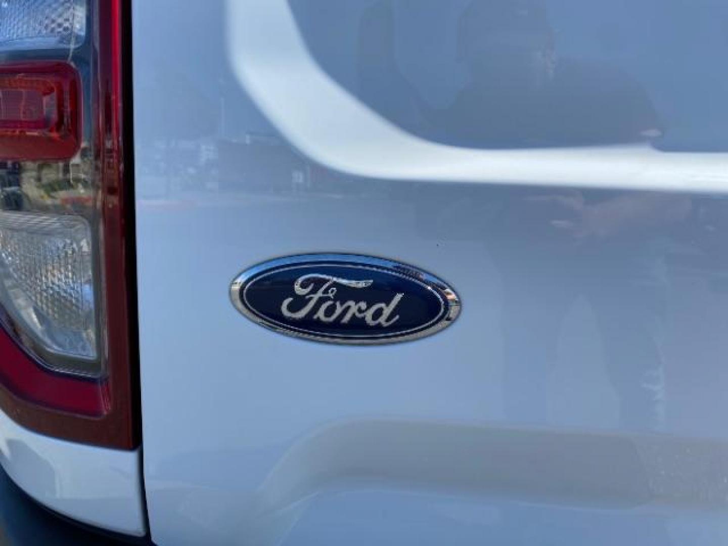 2021 WHITE Ford Bronco Sport (3FMCR9B69MR) with an 3-Cyl Turbo 1.5 Liter engine, Automatic 8-Spd transmission, located at 412 Auto Vista Drive, Palmdale, CA, 93551, (661) 945-0620, 34.592636, -118.136681 - Photo#15