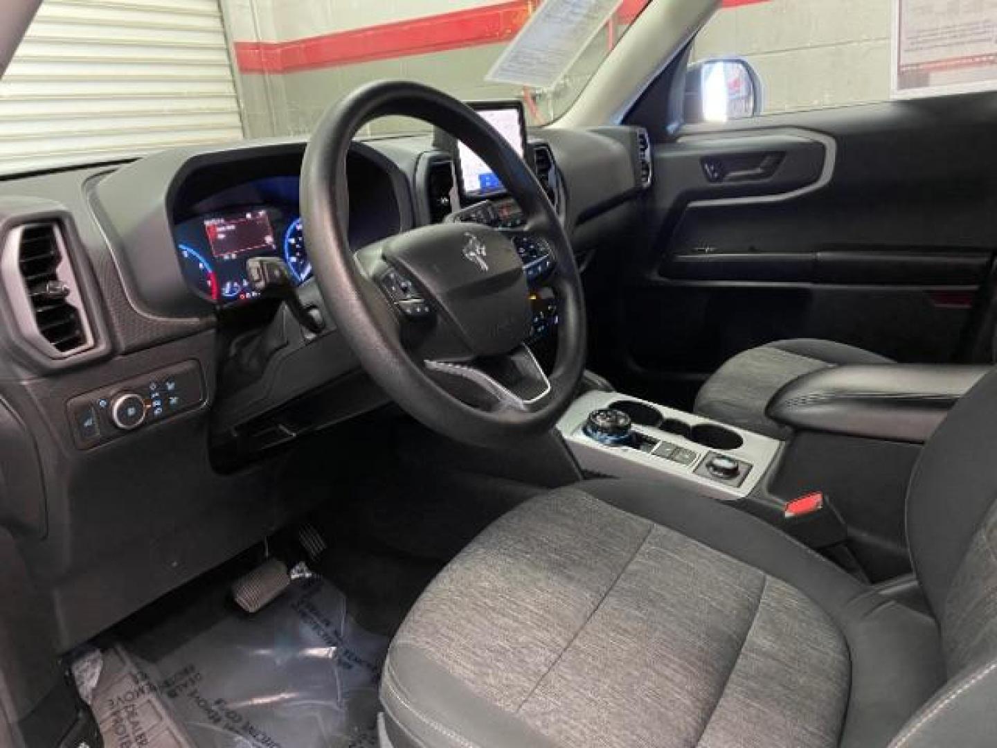 2021 WHITE Ford Bronco Sport (3FMCR9B69MR) with an 3-Cyl Turbo 1.5 Liter engine, Automatic 8-Spd transmission, located at 412 Auto Vista Drive, Palmdale, CA, 93551, (661) 945-0620, 34.592636, -118.136681 - Photo#17