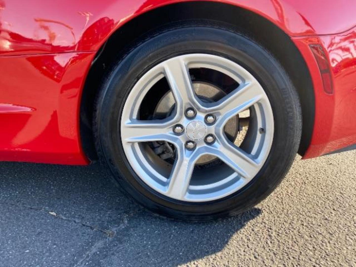 2021 RED Chevrolet Camaro (1G1FB1RS7M0) with an V6 3.6 Liter engine, Automatic transmission, located at 412 Auto Vista Drive, Palmdale, CA, 93551, (661) 945-0620, 34.592636, -118.136681 - Photo#13