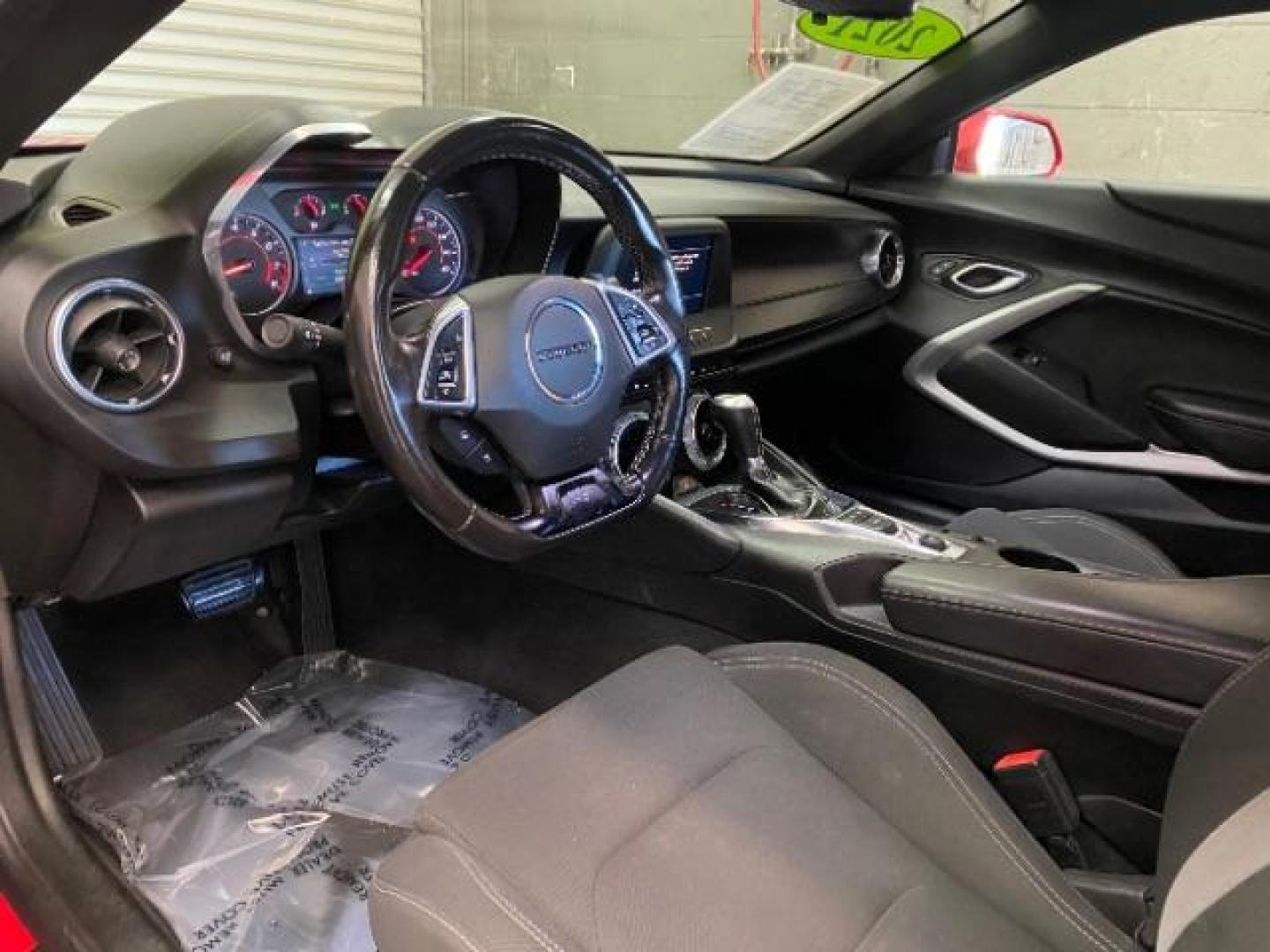 2021 RED Chevrolet Camaro (1G1FB1RS7M0) with an V6 3.6 Liter engine, Automatic transmission, located at 412 Auto Vista Drive, Palmdale, CA, 93551, (661) 945-0620, 34.592636, -118.136681 - Photo#16