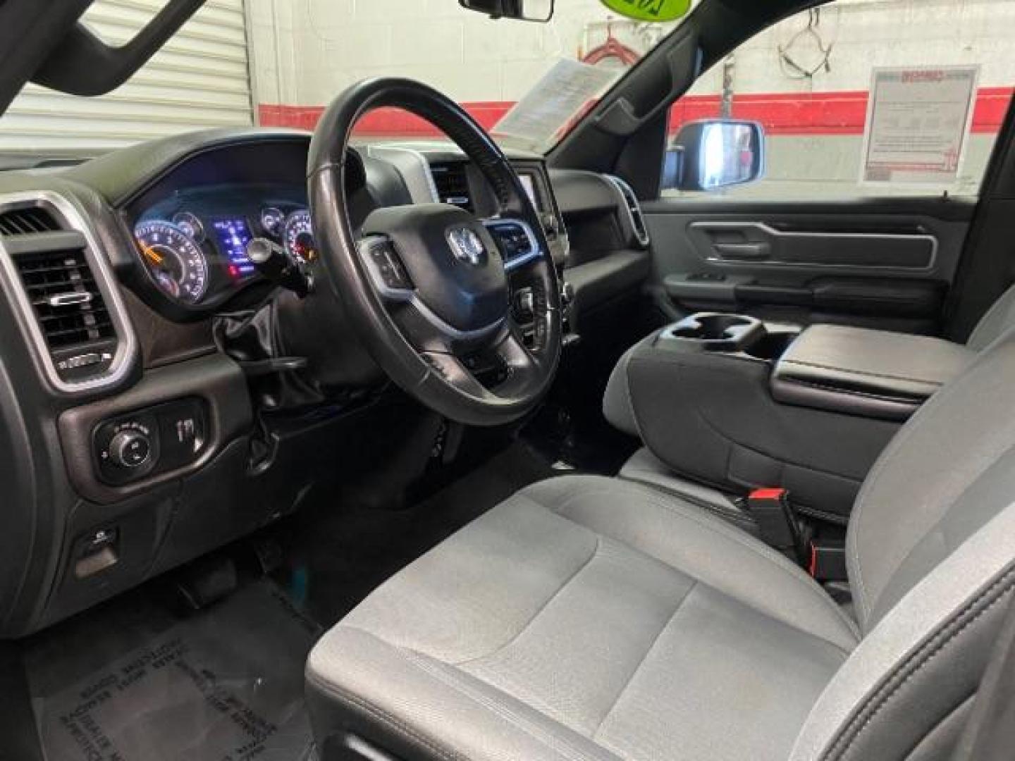 2022 GRAY Ram 1500 2WD (1C6RREBG1NN) with an 6-Cyl 3.6 Liter engine, Automatic 8-Spd transmission, located at 412 Auto Vista Drive, Palmdale, CA, 93551, (661) 945-0620, 34.592636, -118.136681 - Photo#18