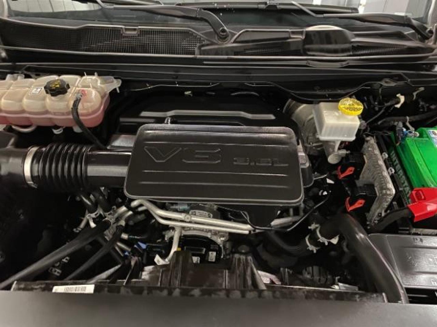 2022 GRAY Ram 1500 2WD (1C6RREBG1NN) with an 6-Cyl 3.6 Liter engine, Automatic 8-Spd transmission, located at 412 Auto Vista Drive, Palmdale, CA, 93551, (661) 945-0620, 34.592636, -118.136681 - Photo#32