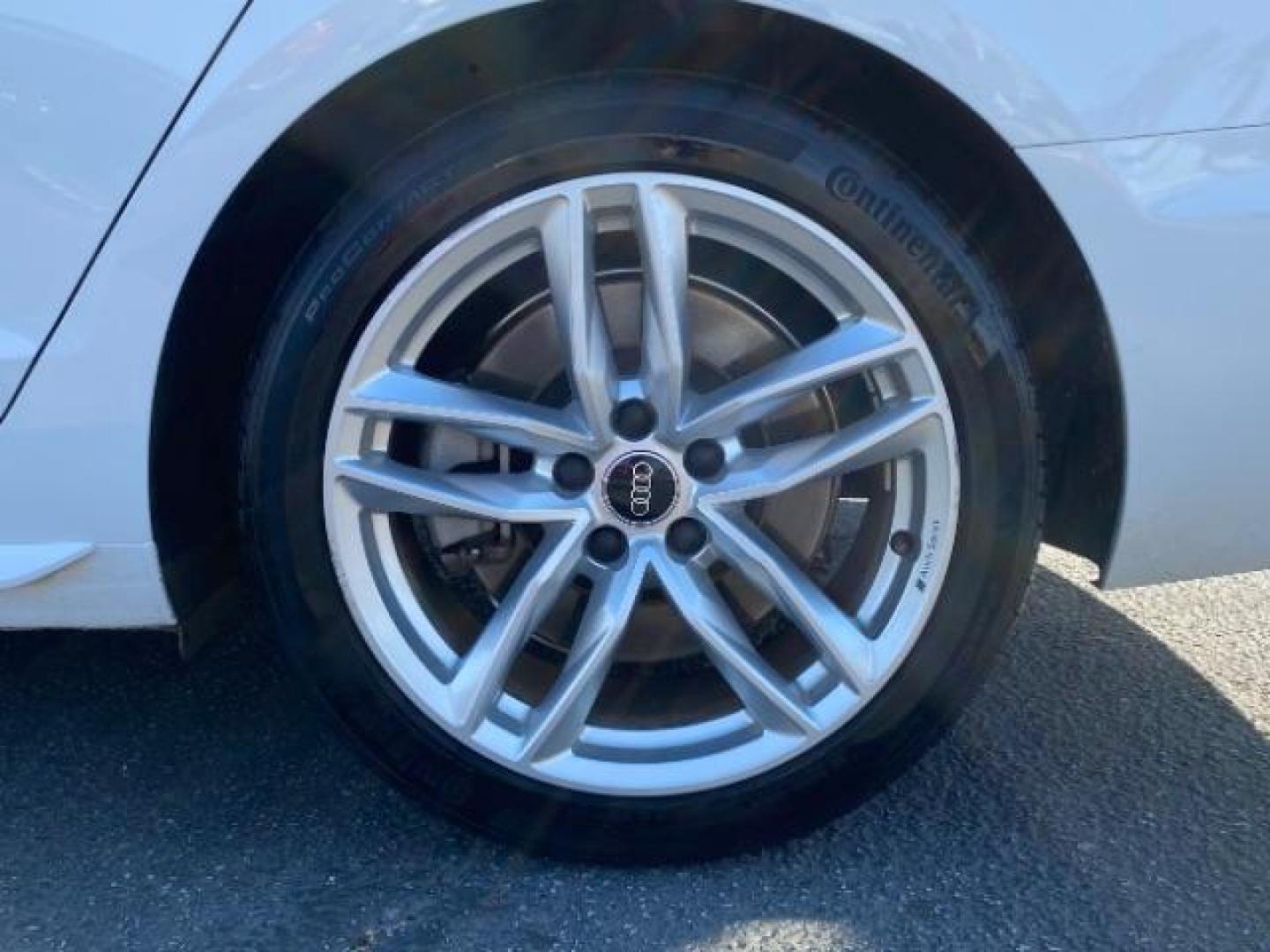 2023 WHITE Audi A4 Sedan (WAUEAAF40PA) with an 4-Cyl Turbo 2.0L Hybrid engine, Automatic 7-Spd S tronic Dual-Clutch transmission, located at 412 Auto Vista Drive, Palmdale, CA, 93551, (661) 945-0620, 34.592636, -118.136681 - Photo#13