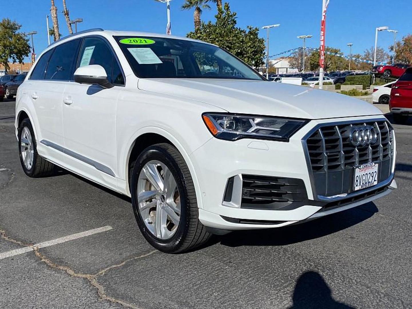 2021 WHITE Audi Q7 (WA1LXAF73MD) with an V6 Turbo 3.0L Hybrid engine, Automatic 8-Spd and Tiptronic transmission, located at 412 Auto Vista Drive, Palmdale, CA, 93551, (661) 945-0620, 34.592636, -118.136681 - For 44 years, our family-owned and operated business has proudly served the community, becoming one of the largest independent used car and new car dealers in Southern California, thanks to the trust and support of our customers. Recognized as AV and rsquo;s Best Used Car Dealer for 25 years (1998-2 - Photo#0