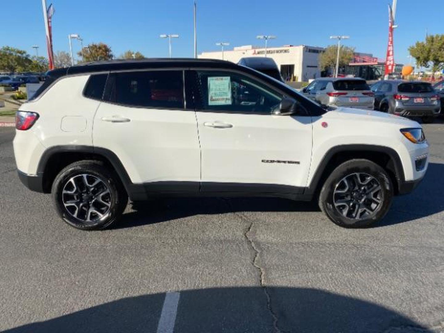 2021 WHITE Jeep Compass (3C4NJDDBXMT) with an 4-Cyl MultiAir PZEV 2.4 Liter engine, Automatic 9-Spd transmission, located at 412 Auto Vista Drive, Palmdale, CA, 93551, (661) 945-0620, 34.592636, -118.136681 - Photo#7