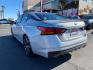 2021 SILVER Nissan Altima (1N4BL4CV2MN) with an 4-Cyl 2.5 Liter engine, Automatic Xtronic CVT transmission, located at 412 Auto Vista Drive, Palmdale, CA, 93551, (661) 945-0620, 34.592636, -118.136681 - Photo#4