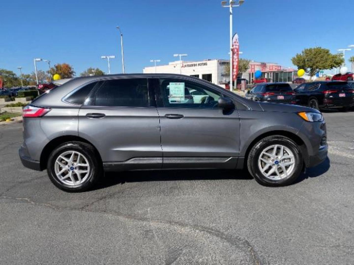 2022 BURGUNDY Ford Edge (2FMPK4J9XNB) with an 4-Cyl EcoBoost Turbo 2.0 Liter engine, Automatic 8-Spd transmission, located at 412 Auto Vista Drive, Palmdale, CA, 93551, (661) 945-0620, 34.592636, -118.136681 - Photo#7