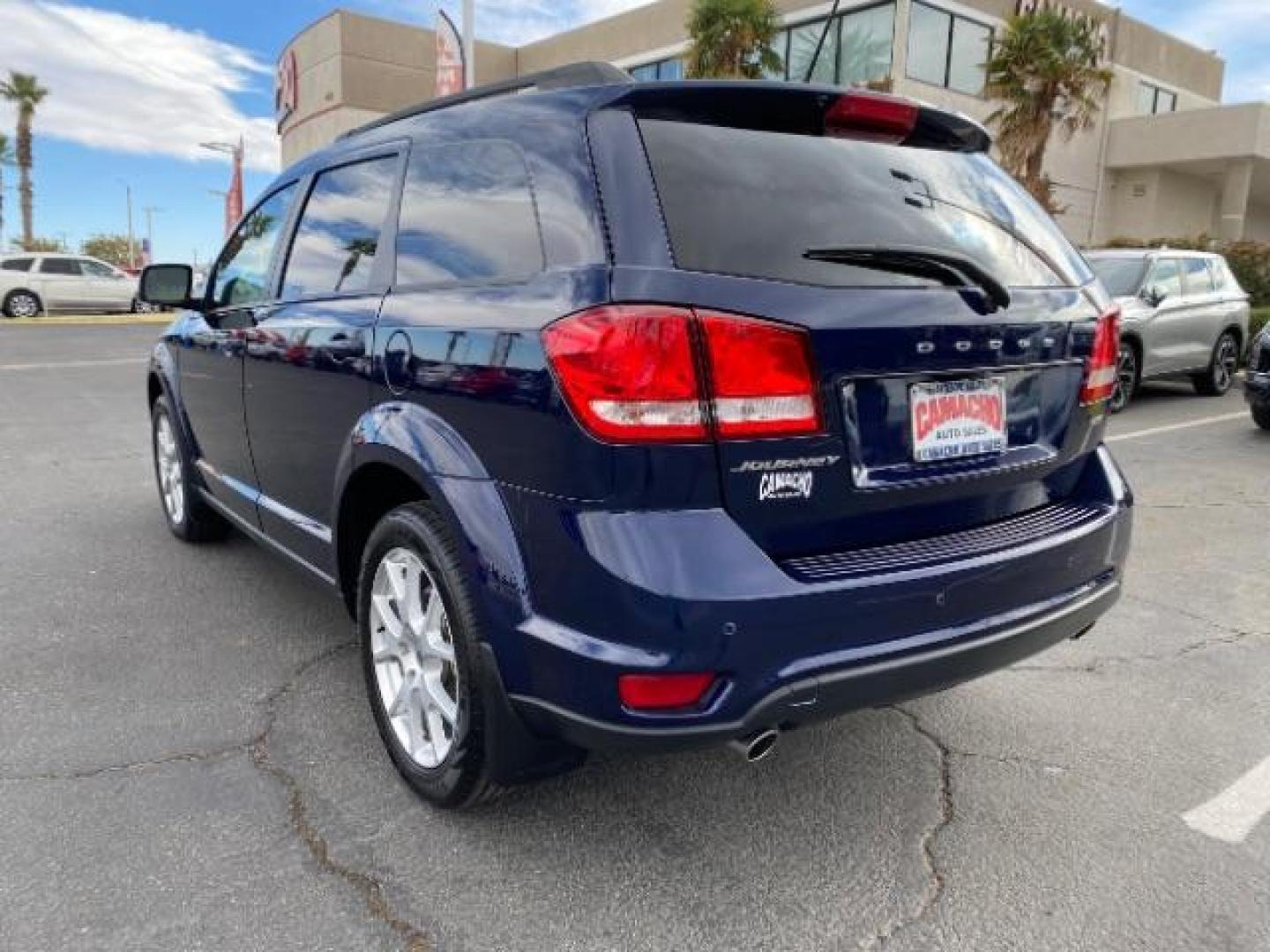 2018 BLUE Dodge Journey (3C4PDCBG0JT) with an V6 3.6 Liter engine, Automatic 6-Spd w/AutoStick transmission, located at 412 Auto Vista Drive, Palmdale, CA, 93551, (661) 945-0620, 34.592636, -118.136681 - Photo#4