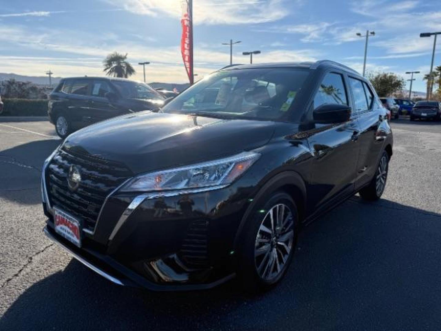 2021 BLACK Nissan Versa (3N1CN8EV9ML) with an 4-Cyl 1.6 Liter engine, Automatic CVT w/Xtronic transmission, located at 412 Auto Vista Drive, Palmdale, CA, 93551, (661) 945-0620, 34.592636, -118.136681 - Photo#33