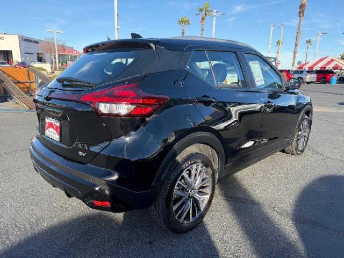 2021 BLACK Nissan Versa (3N1CN8EV9ML) with an 4-Cyl 1.6 Liter engine, Automatic CVT w/Xtronic transmission, located at 412 Auto Vista Drive, Palmdale, CA, 93551, (661) 945-0620, 34.592636, -118.136681 - Photo#37